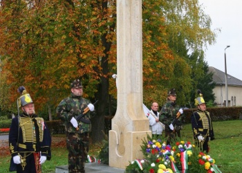 Hősök emlékműve Kaposváron
