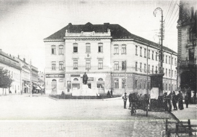 Kossuth tér - az 1910-es évek második felében Forrás: Fehér László